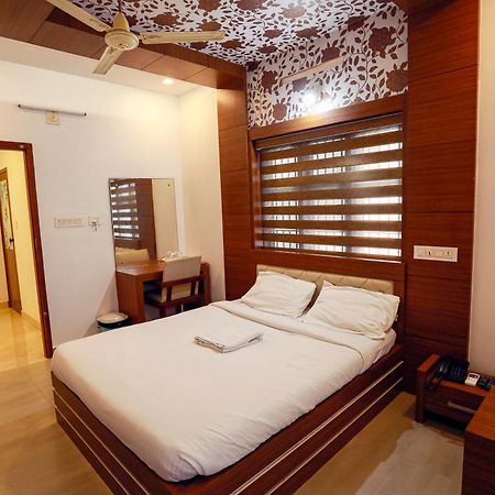 Gateway Airport Hotel كانور المظهر الخارجي الصورة