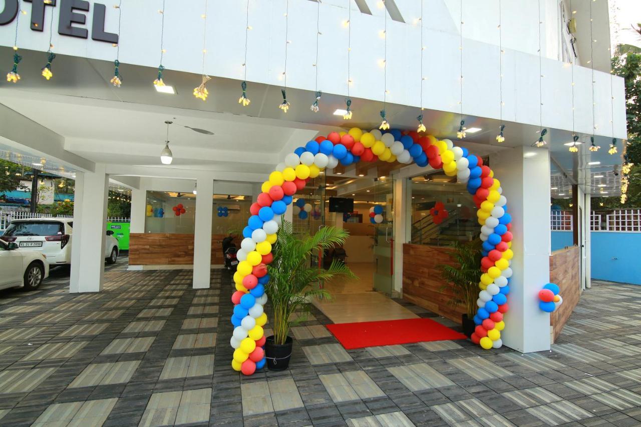 Gateway Airport Hotel كانور المظهر الخارجي الصورة