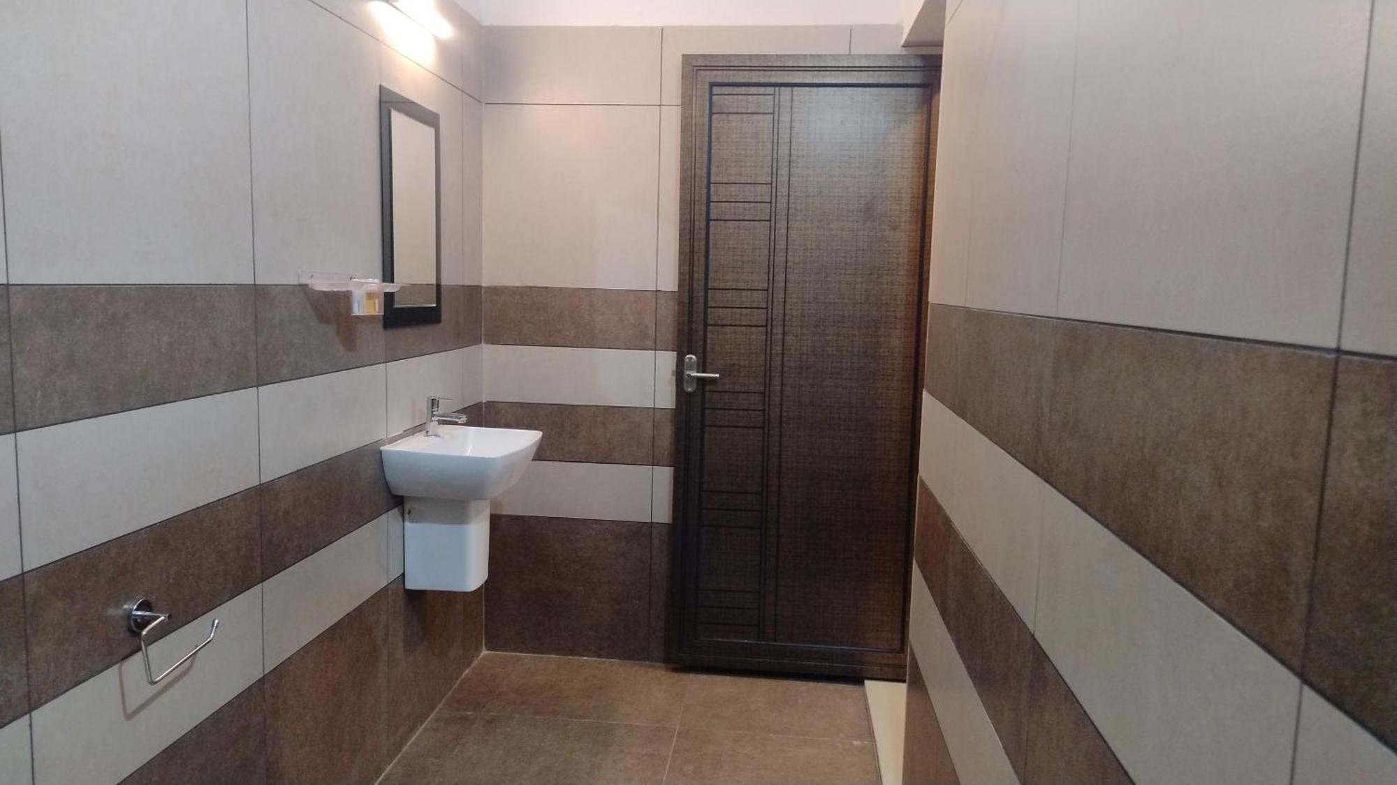 Gateway Airport Hotel كانور المظهر الخارجي الصورة